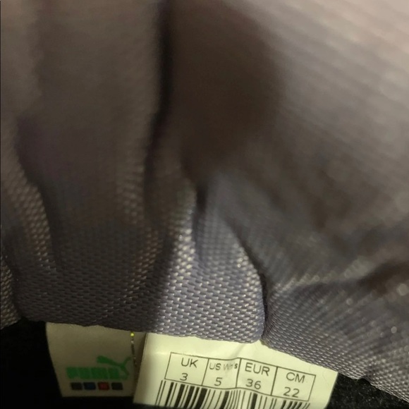 snow boots, Puma size 5 US. Great condition. Thanks for visiting this listing! - Picture 5 of 5